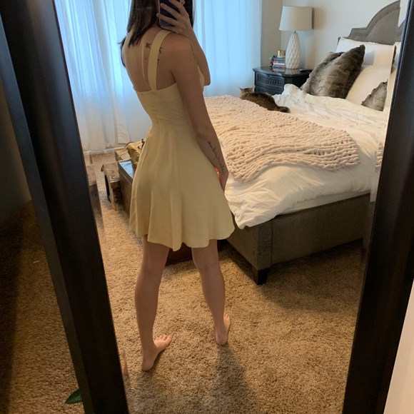 Vintage Yellow Apron Dress - Picture 2 of 4